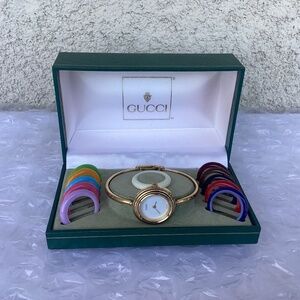 Vintage Gucci 11/12,2 Interchangeable Bezel Watch Gold Tone Preowned Condition